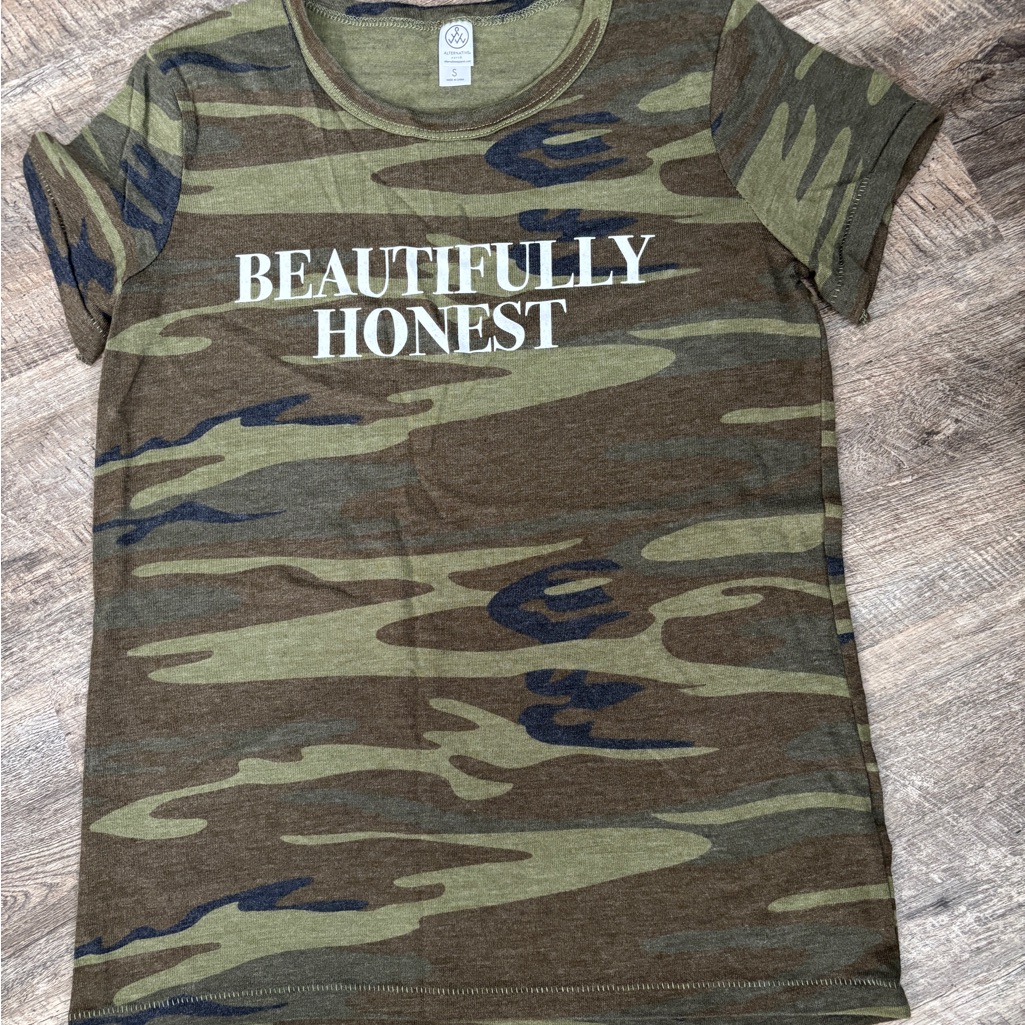 Beautifully Honest Camouflage TShirt Nwot  Size S  Purchased With No Tag